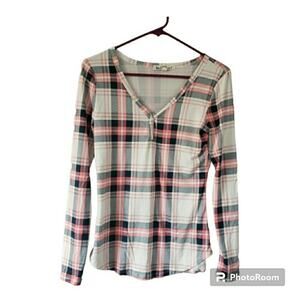 WallfFlower Long Sleeve V-neck Plaid Medium Shirt